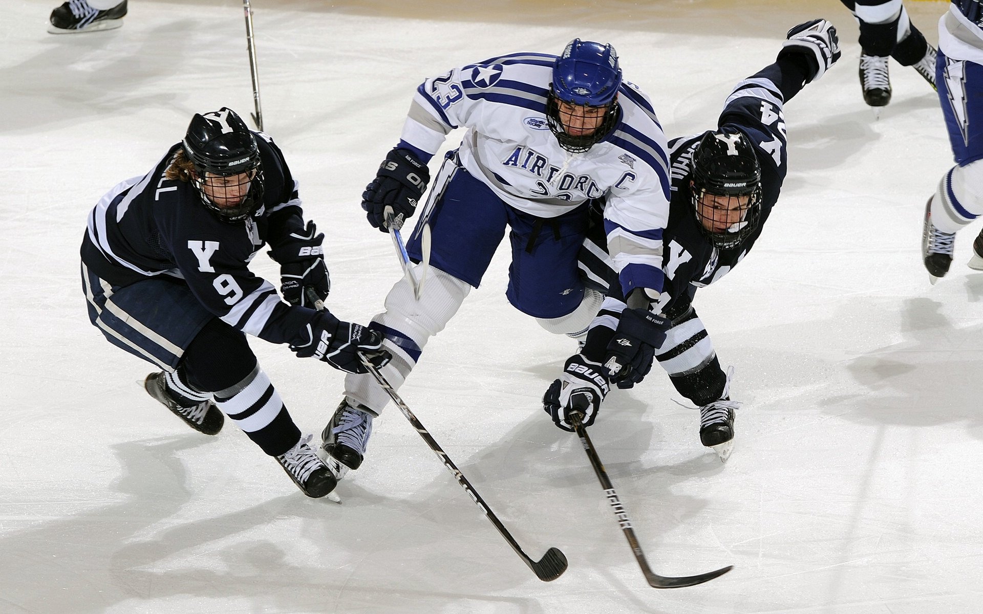 姆巴佩意外战胜TL，领先优势明显引爆全场！气势如虹延续